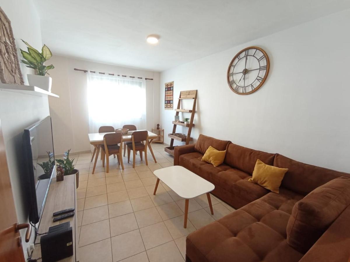 Trea Accomodations - Port Side Влёра Экстерьер фото
