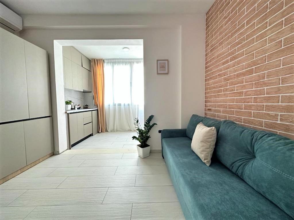 Trea Accomodations - Port Side Влёра Экстерьер фото